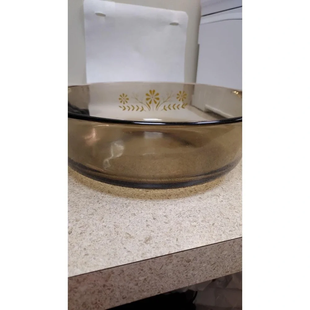 Glasbake Round Amber Casserole Dish 1.5 QT Groovy Yellow Floral Daisy Vintage